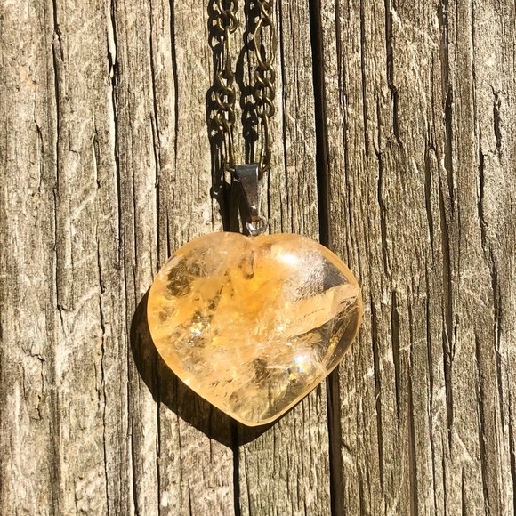 New Citrine Heart Shaped Stone W/Choice of Necklace (Unisex) - Picture 1 of 6